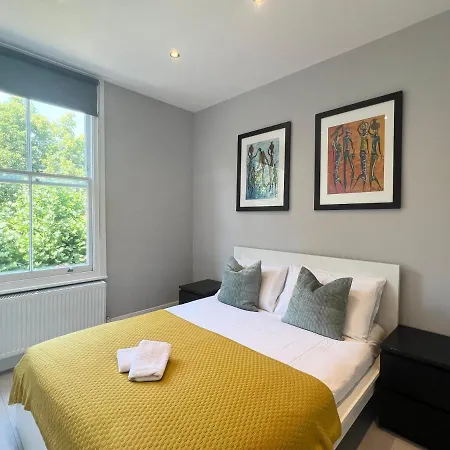 2 Bedroom Apartment In South Hampstead London Exterior foto